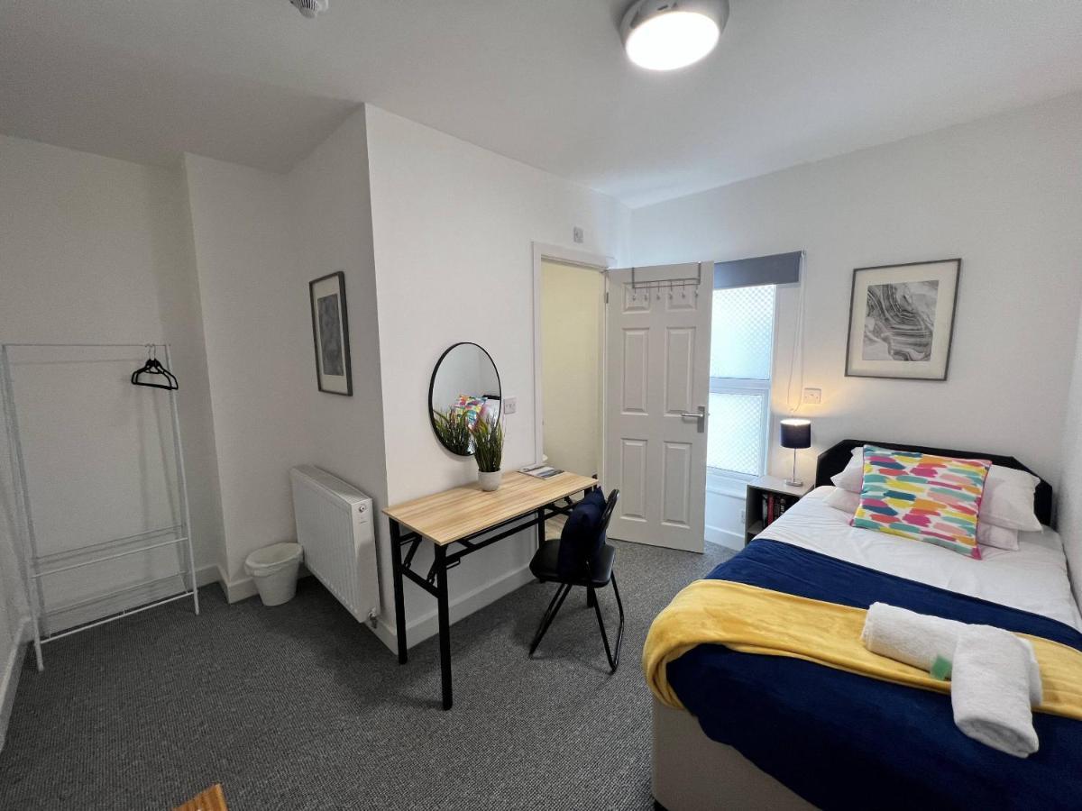 Stay - The Wellington Burton On Trent Exterior photo